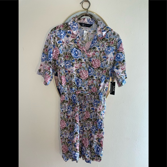 NWT Vintage Floral Shorts Romper - Picture 1 of 6